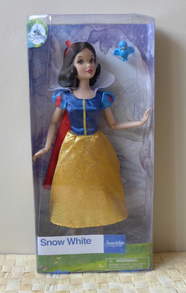 Snow White 2015 Disney Store